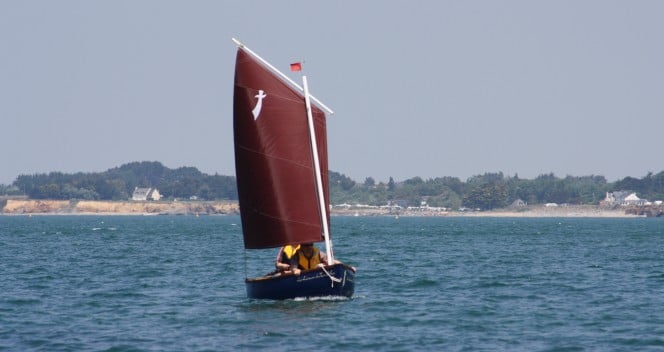 petit-voilier-transportable-gazelle-des-sables-bateau-a-voile-tradition-architecte-naval