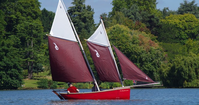 petit-voilier-transportable-gazelle-des-sables-bateau-a-voile-tradition-architecte-naval