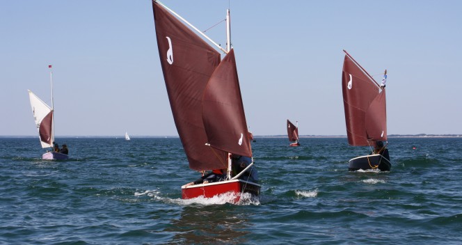 petit-voilier-transportable-gazelle-des-sables-bateau-a-voile-tradition-architecte-naval