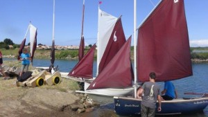 petit-voilier-transportable-insubmersible-sables-d-olonne-2017 (1)