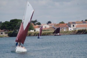 petit-voilier-transportable-insubmersible-sables-d-olonne-2017 (5)