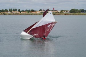 petit-voilier-transportable-insubmersible-sables-d-olonne-2017 (77)