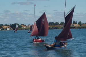 petit-voilier-transportable-gazelle-des-sables-bateau-a-voile-tradition-architecte-naval-salon