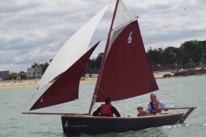 petit-voilier-transportable-insumersible-gazelle-des-sables (6)